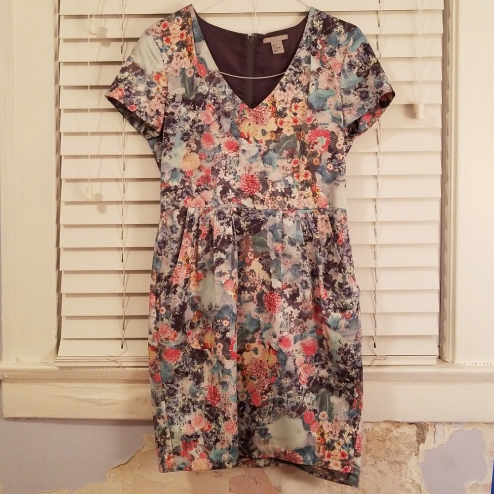 Printed V-Neck Spring Dress - H&M